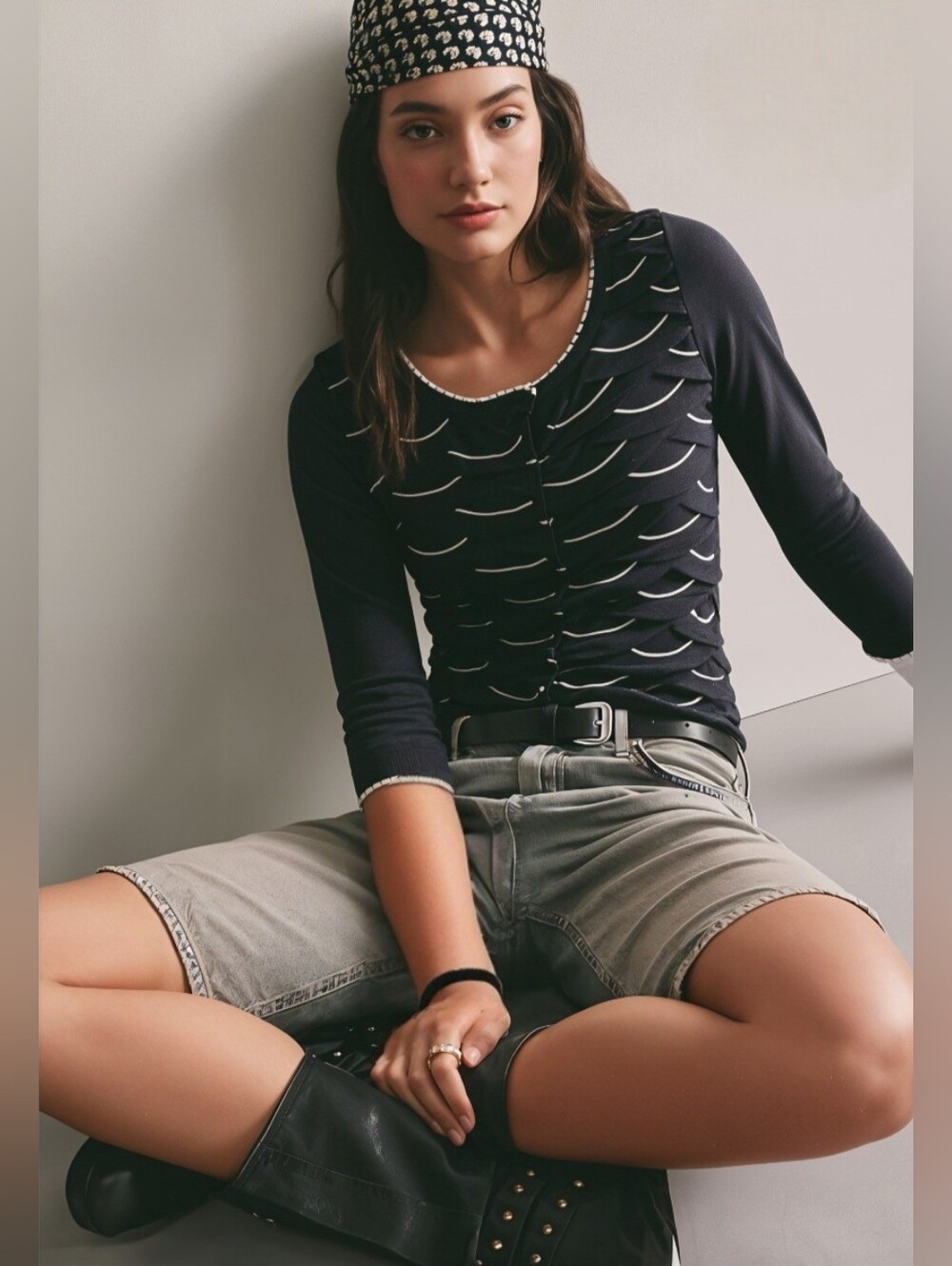 Y2K Anthropologie X Little Yellow Bird Charcoal Gray Scalloped Cardigan Sweater